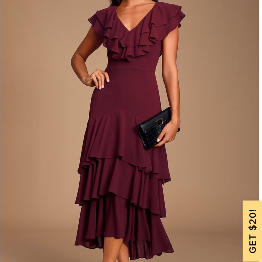 Lulu size small maroon dress